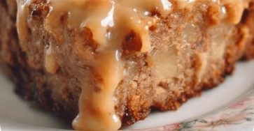 Apple Dapple Cake: A Deliciously Moist and Spiced Apple Dessert