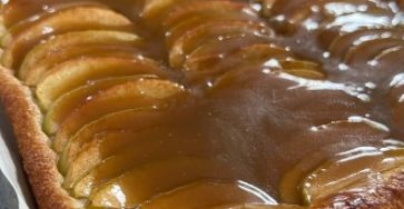 Golden Apple Caramel Puff Pastries: A Fall Delight