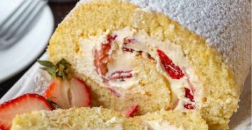 Strawberry Swiss Roll Cake: A Light & Creamy Delight