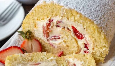 Strawberry Swiss Roll Cake: A Light & Creamy Delight