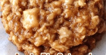 Apple Pie Oatmeal Cookies