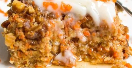 9 Irresistible Carrot Cake Oatmeal Breakfast Squares